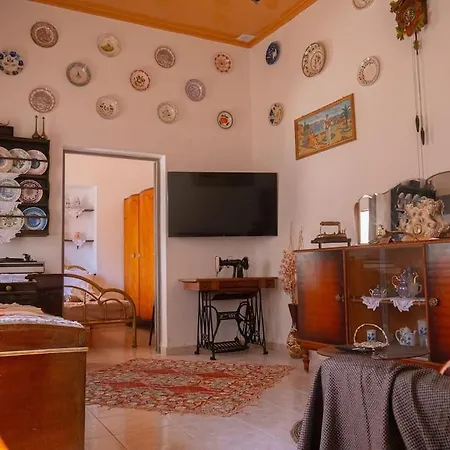 Peros Traditional House *