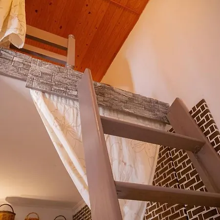 Peros Traditional House アパート ハラキ